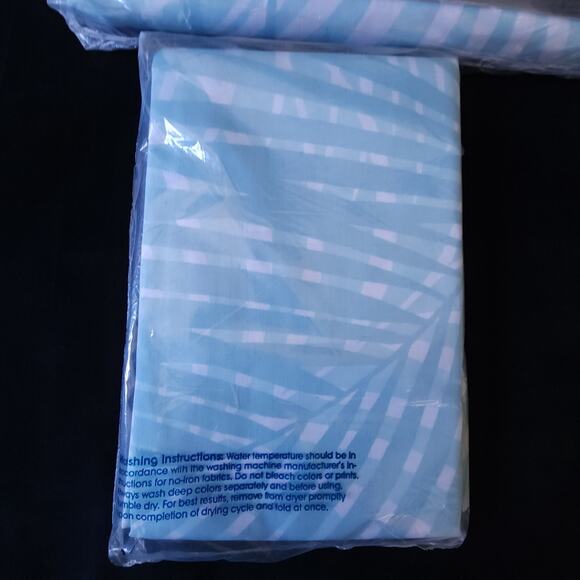 Vintage Burlington No-Iron Percale Floral Twin Sheet 4 Pcs Set Tropical Green - Picture 10 of 10